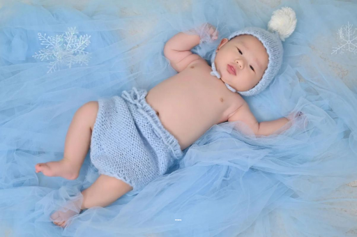 福建宝宝几个月可以吃饭